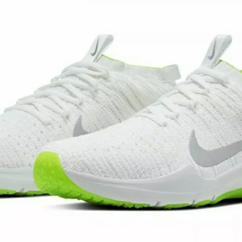 Womens NIKE sz 8 Zoom Fearless 2 Flyknit